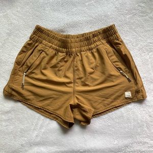 Vuori Dash shorts